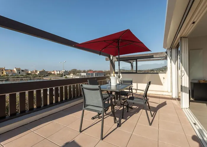 Apartment Villa Rocca - Vue Mer - Terrasse - Parking - Plage - Village Naturiste *