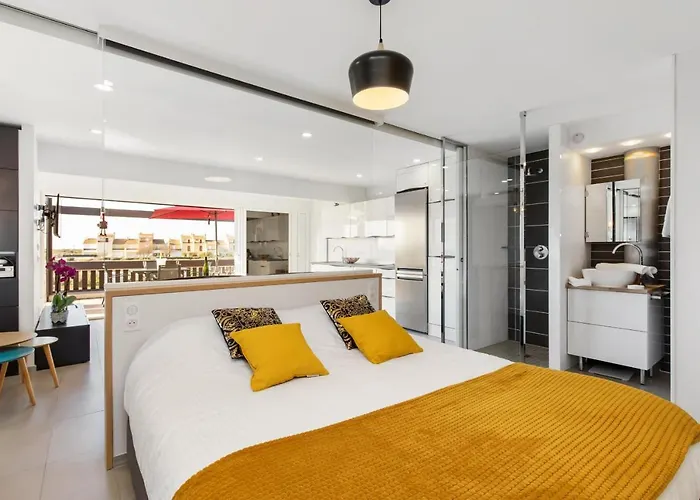 Villa Rocca - Vue Mer - Terrasse - Parking - Plage - Village Naturiste Agde